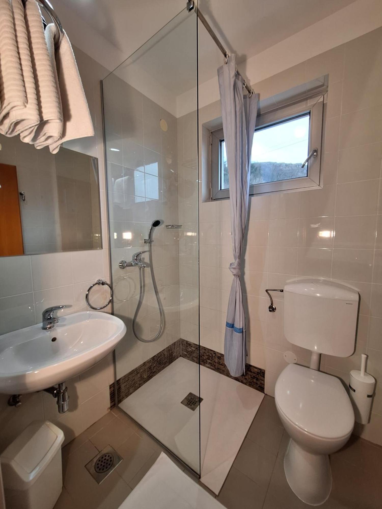 Guest Accommodation Primula 노바고리차 외부 사진